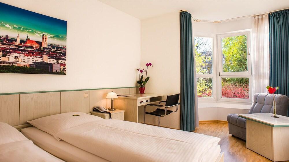 Hotel Amenity Munich Extérieur photo